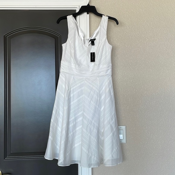 White House Black Market white dress. Size 8 - Picture 1 of 5